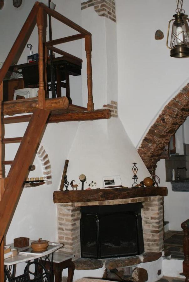 Afrodite'S House-Restaurated Oil Factory Agia  Exterior foto