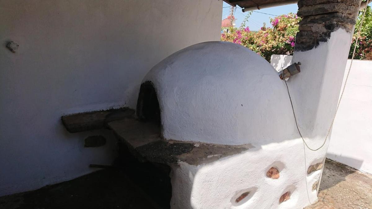 Afrodite'S House-Restaurated Oil Factory Agia  Exterior foto